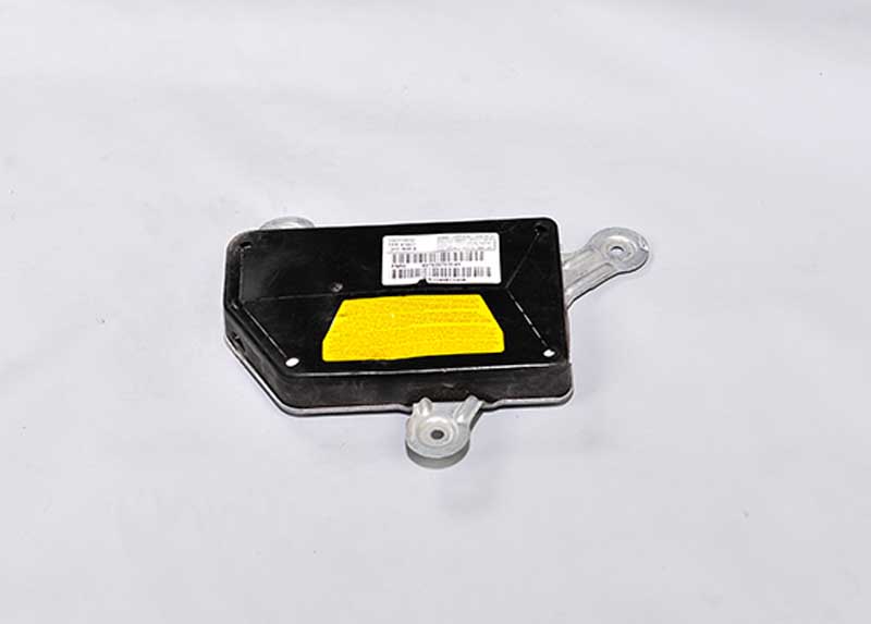 BMW X6 SERİSİ ÇIKMA YEDEK PARÇA BMW-ÇIKMA-YEDEK-PARÇA-E-39-KASA-45-SERİSİ-KAPI-AİRBAG-(2)
